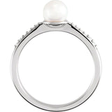 Freshwater Pearl & Diamond Ring .07 ctw- 14K White Gold