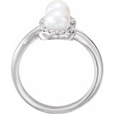 Freshwater Pearl & Diamond Ring 1/6 ctw