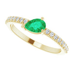 Emerald & Diamond Ring 1/6 ctw - 14K Yellow Gold